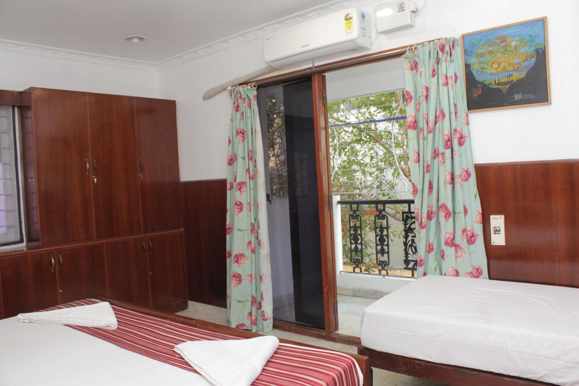 Bed & Breakfast Happy Planet Chennai